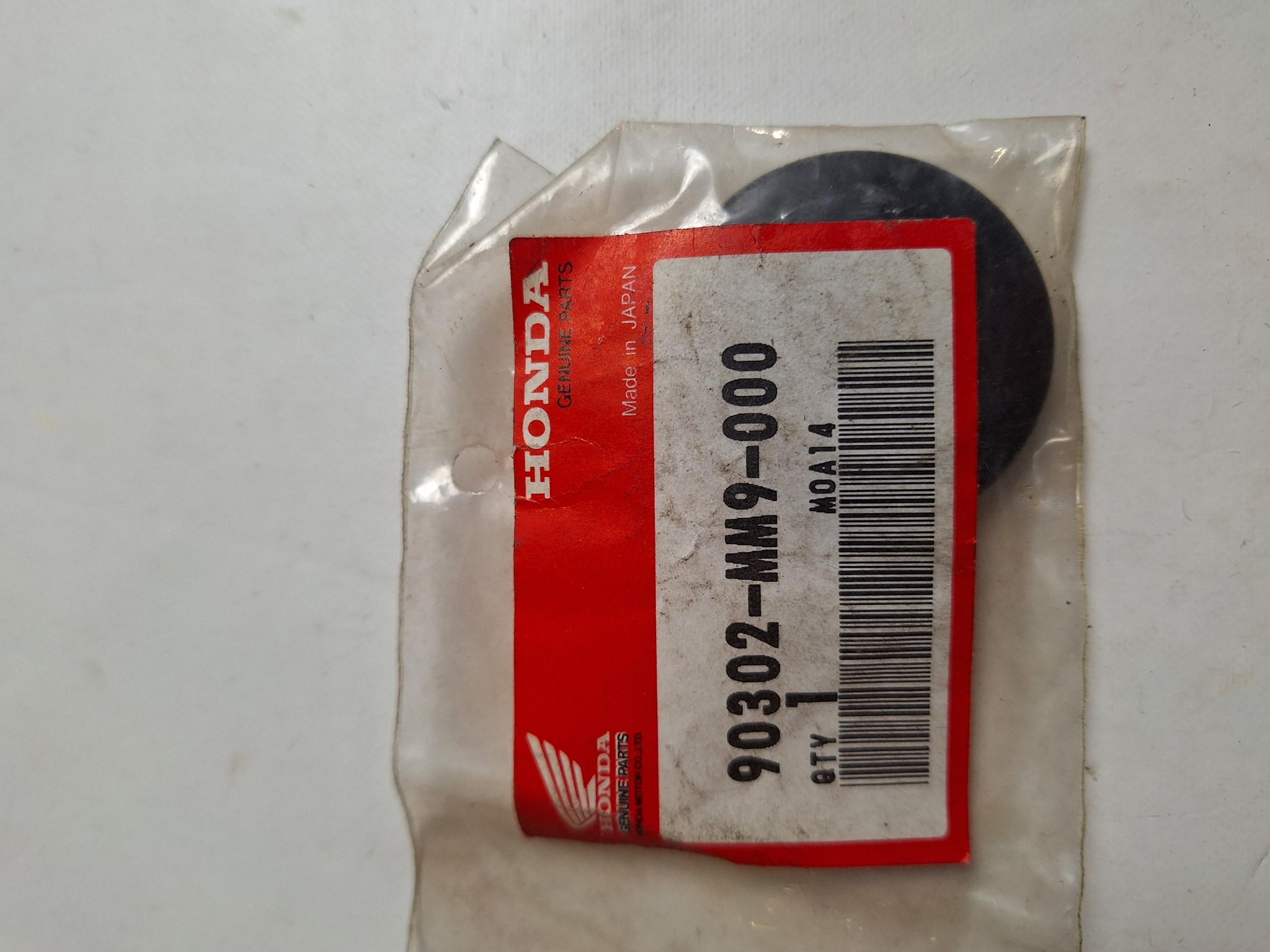 Picture of KAPPE, ZAPFEN  XL 600 V  90302-MM9-000